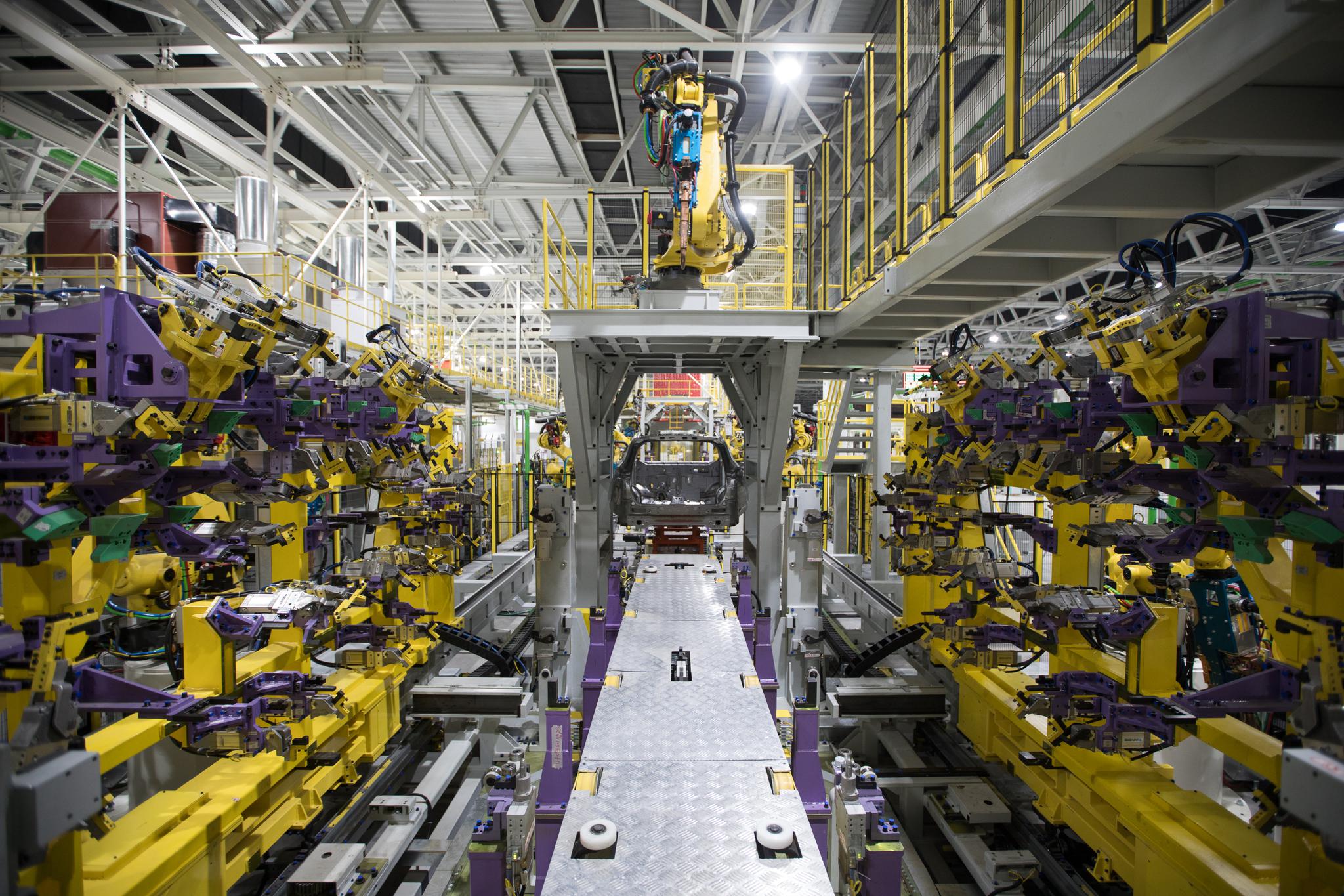 探秘威馬工廠 生產(chǎn)線與生產(chǎn)資質(zhì)已全面就緒，銷(xiāo)售蓄勢(shì)待發(fā)